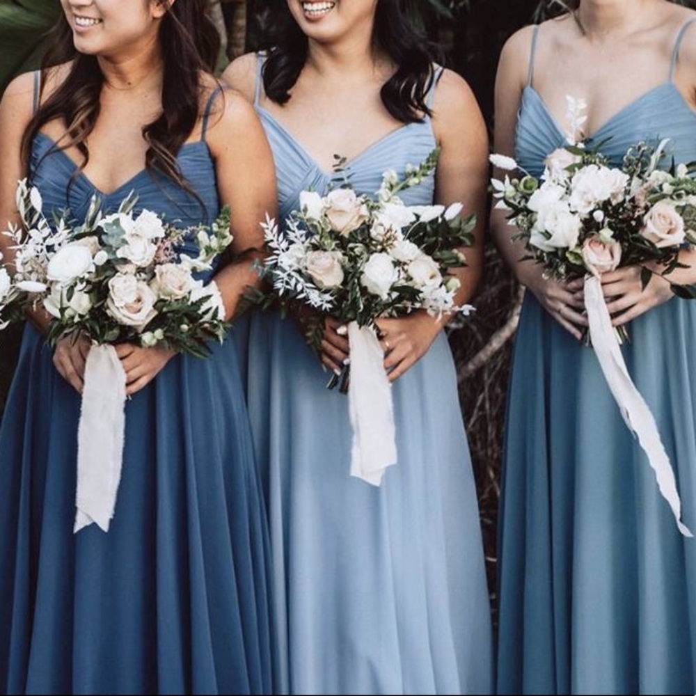 Brideside Cher Bridesmaid dress in Sky. Sz 6